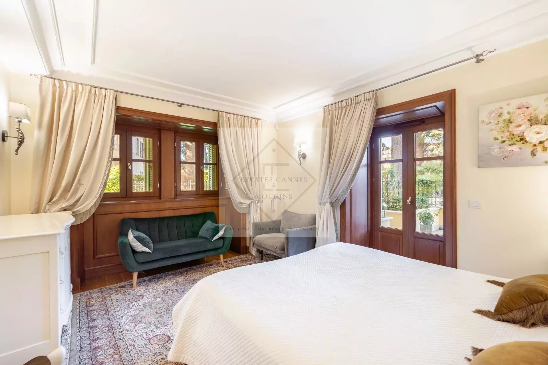 Lumière et Charme Belle Époque, Appartement trois pièces CANNES