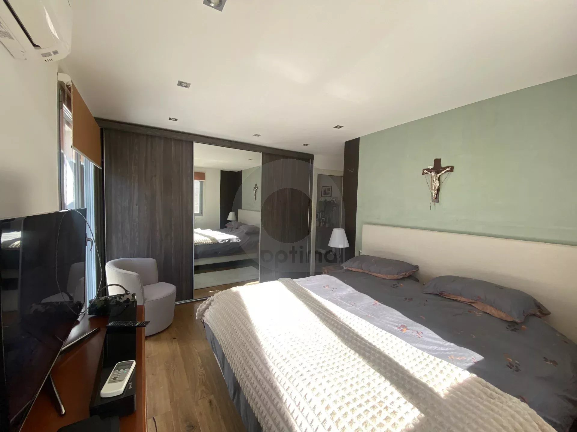 A VENDRE - BELLE MAISON AU CALME CADRE VERDOYANT