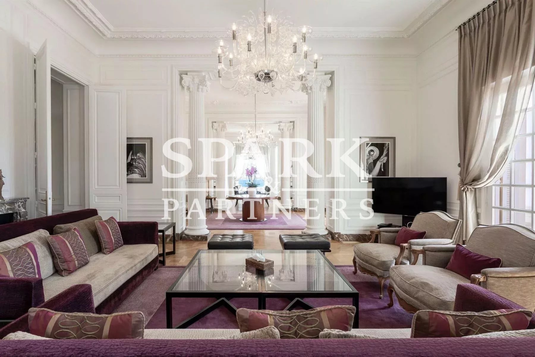 Roquebrune Cap Martin - Villa de prestige limitrophe Monaco