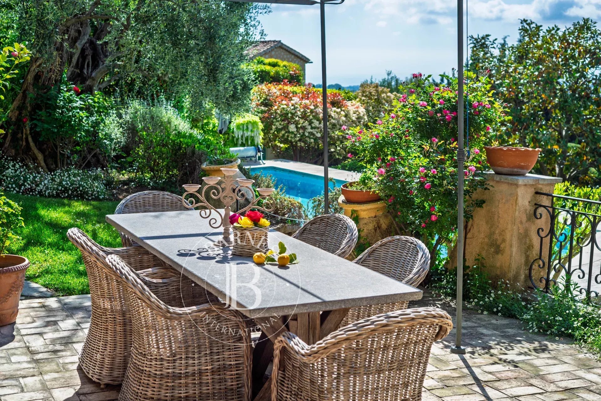 Villa, Chateauneuf-Grasse, Vue mer, Piscine, 4 chambres, studio