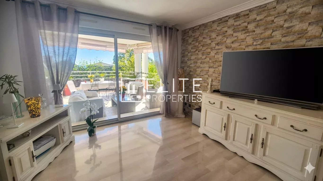 APPARTEMENT 3 PIÈCES 72 m² + GARAGE & CAVE – PISCINE – LE CANNET