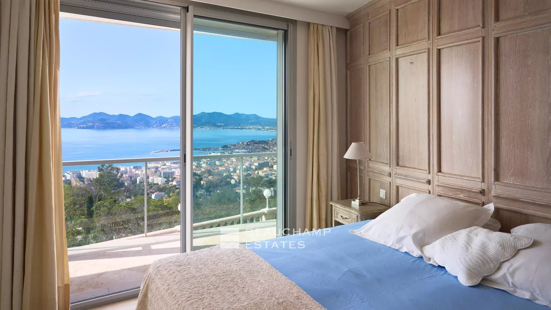 Villa vue mer panoramique - Cannes californie
