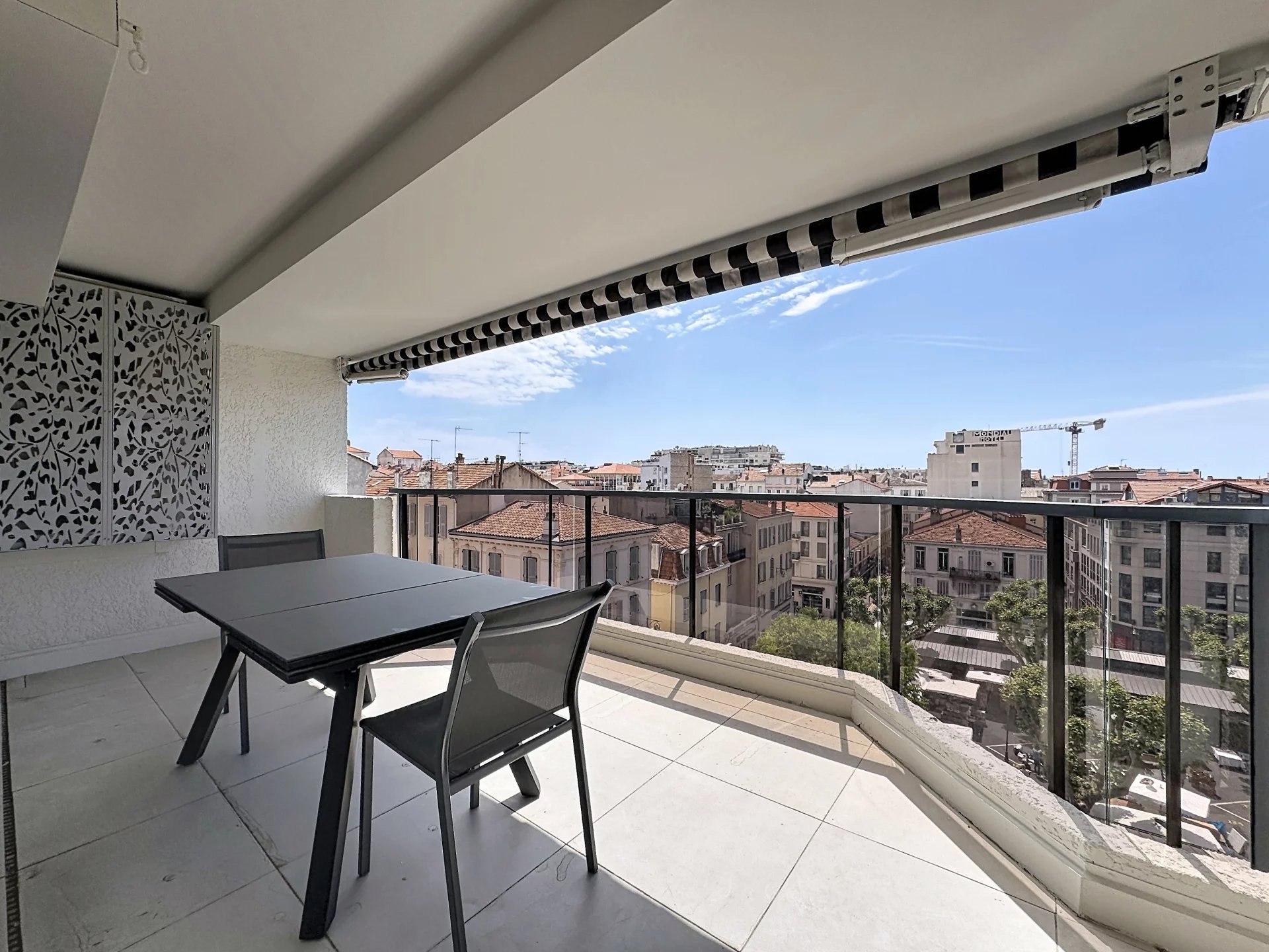 DUPLEX DERNIER ÉTAGE CANNES 4P TERRASSE