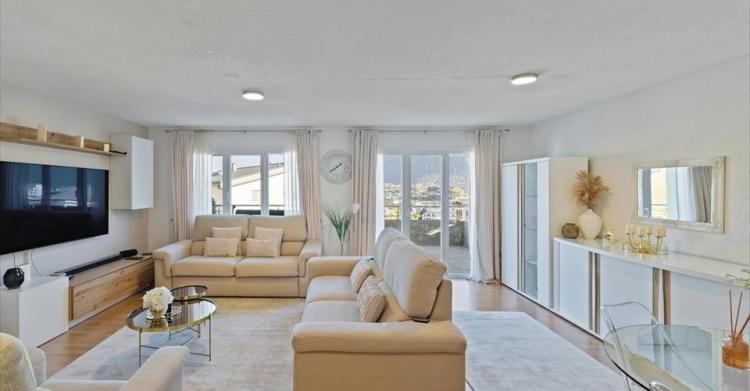 58m25_lookmove_230278196_2.jpg