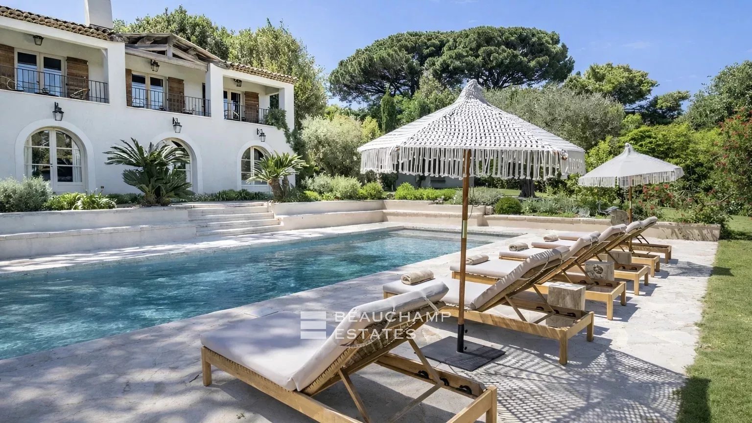 Villa néo-provençale chic à deux pas du centre ville de Saint-Tropez
