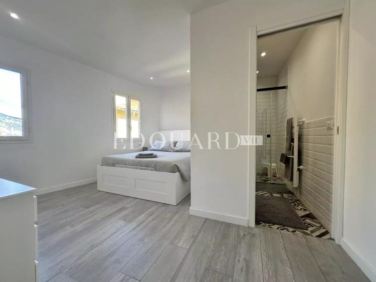 Quatre pièces en duplex avec spectaculaire terrasse sur le toit et époustouflante vue mer panoramique