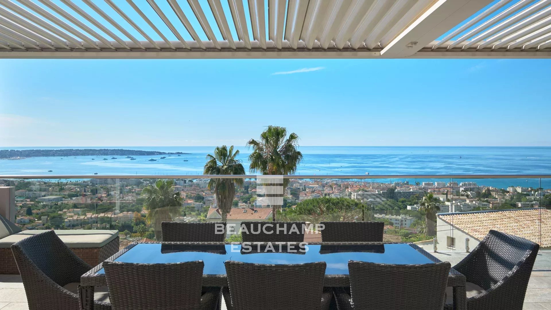 Exclusivité - Villa moderne 5 chambres avec vue mer panoramique - Golfe Juan