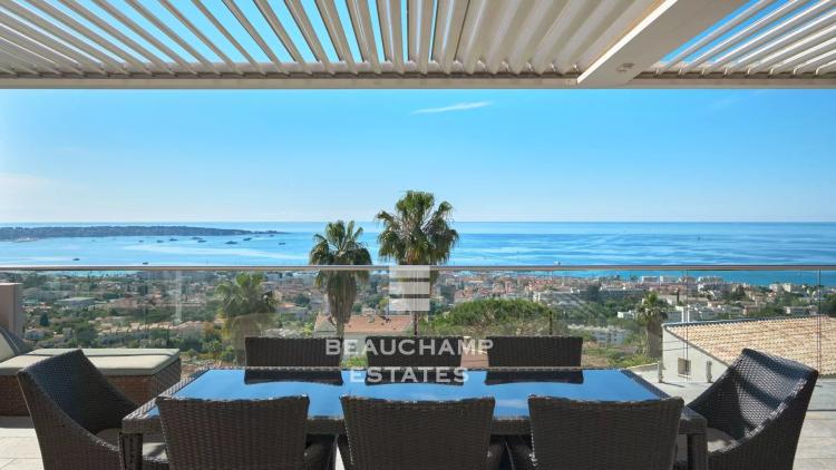 Exclusivité - Villa moderne 5 chambres avec vue mer panoramique - Golfe Juan
