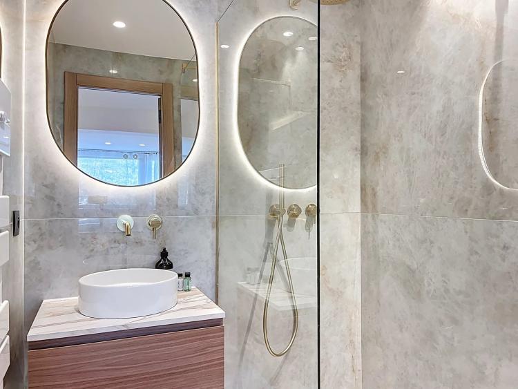 APPARTEMENT 4 PIECES  - CANNES PALM BEACH - VUE MER