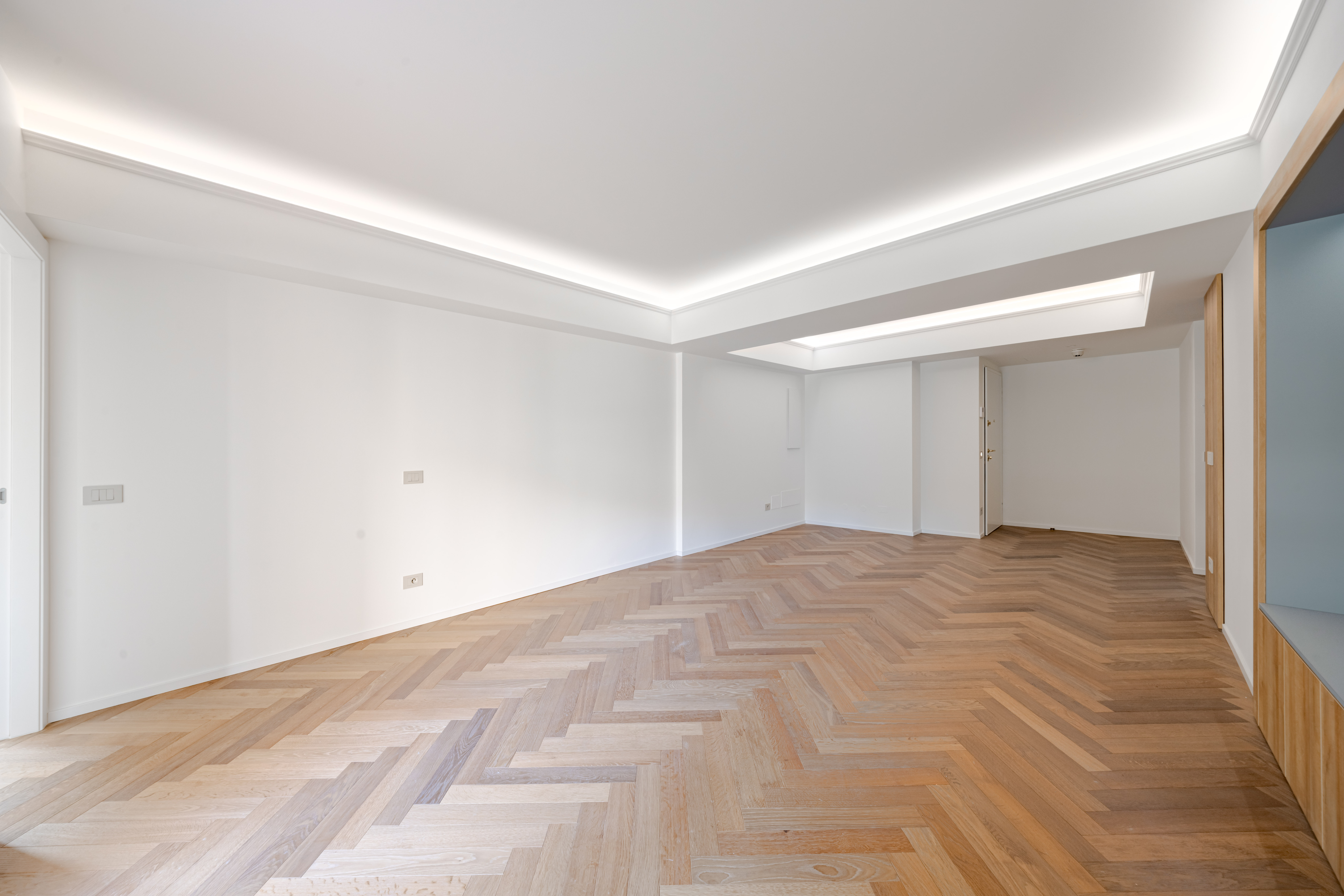 APPARTEMENT USAGE MIXTE PORT