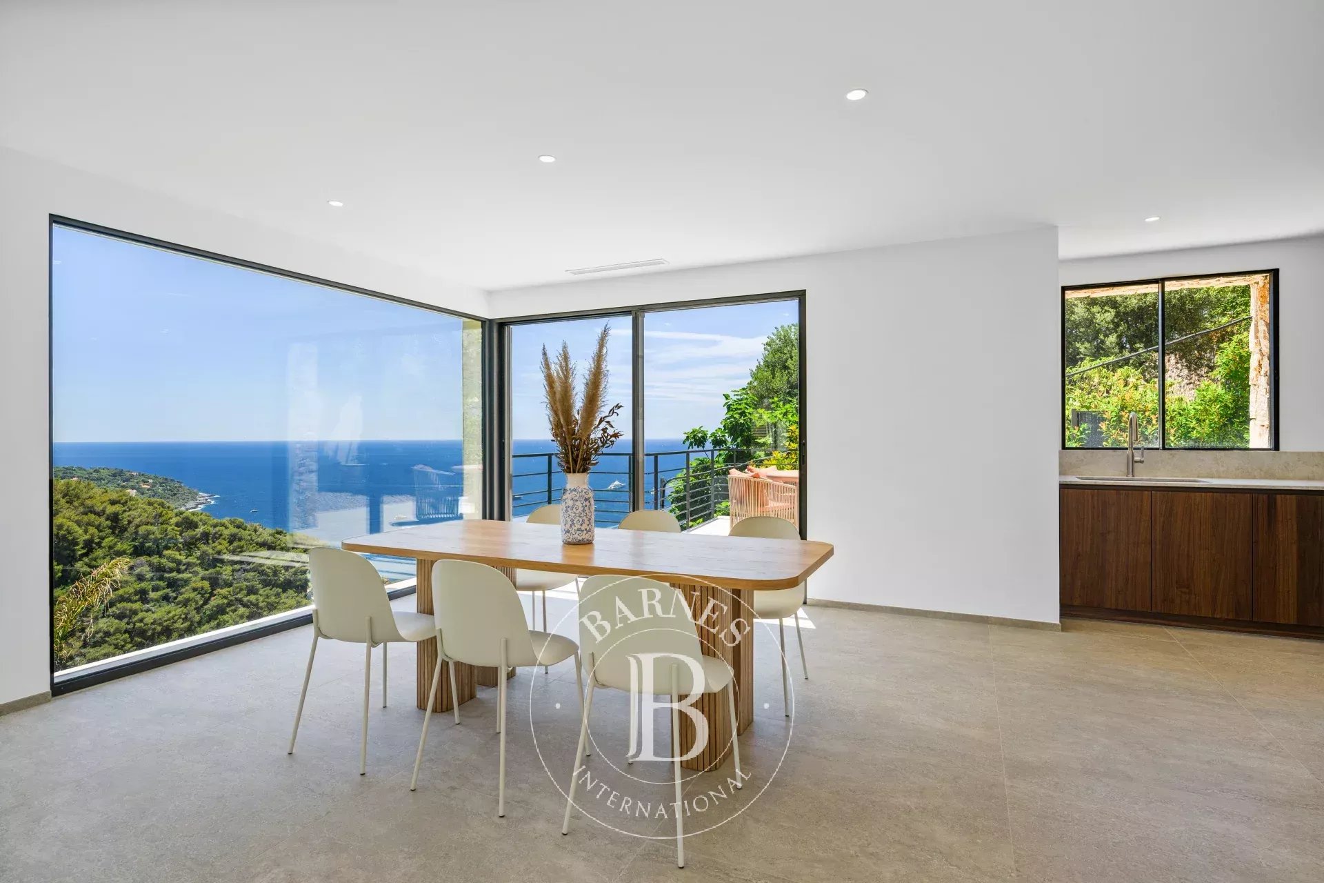 ROQUEBRUNE CAP MARTIN - VILLA CONTEMPORAINE - SECTEUR SERRET - VUE MER PANORAMIQUE