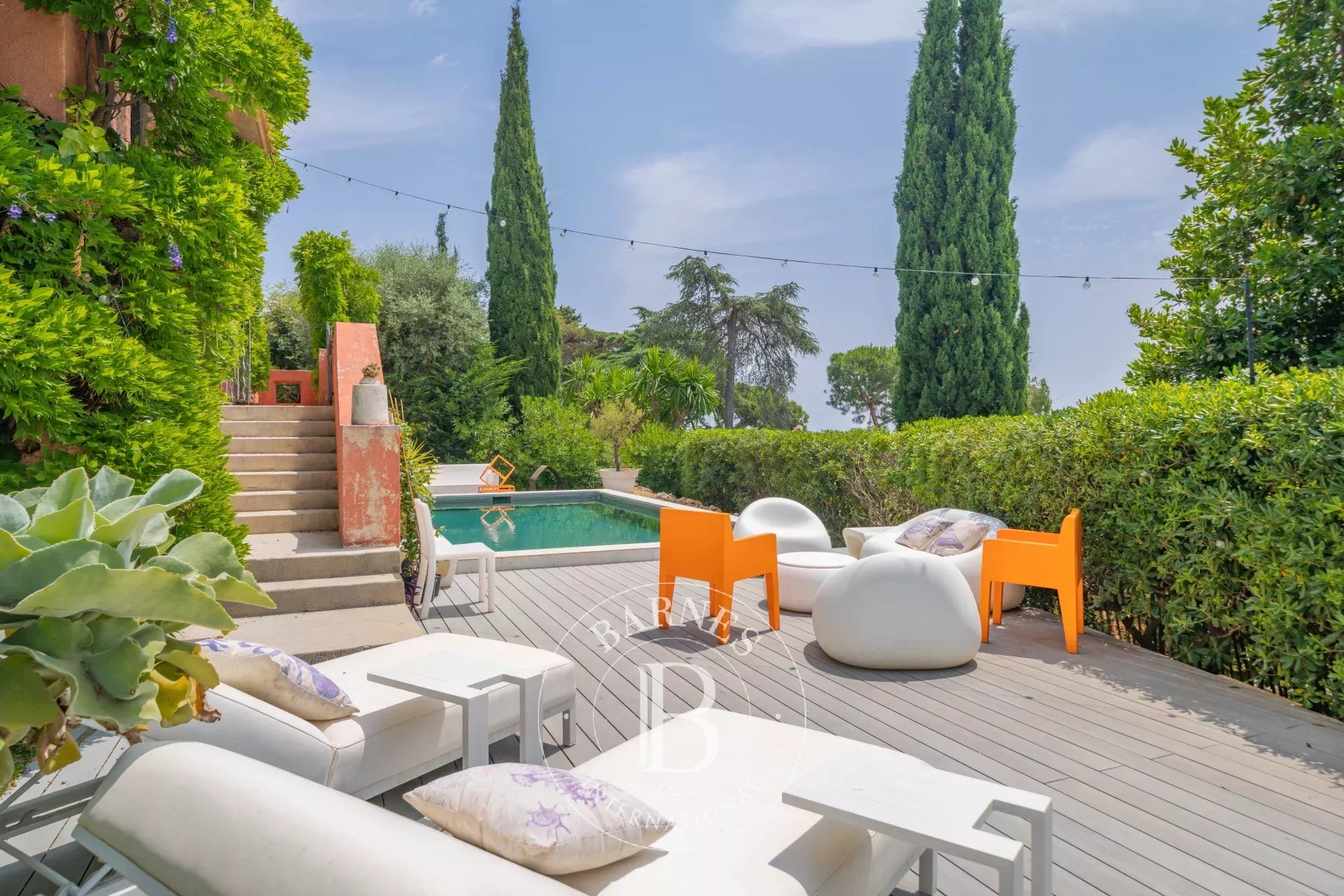 VILLEFRANCHE-SUR-MER - VILLA AVEC VUE MER