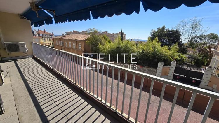 APPARTEMENT 2/3 PIÈCES 68m² + PARKING – GRASSE