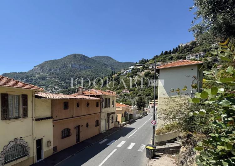 En exclusivité villa à vendre avec magnifique vue mer panoramique jusqu’à la Principauté de Monaco