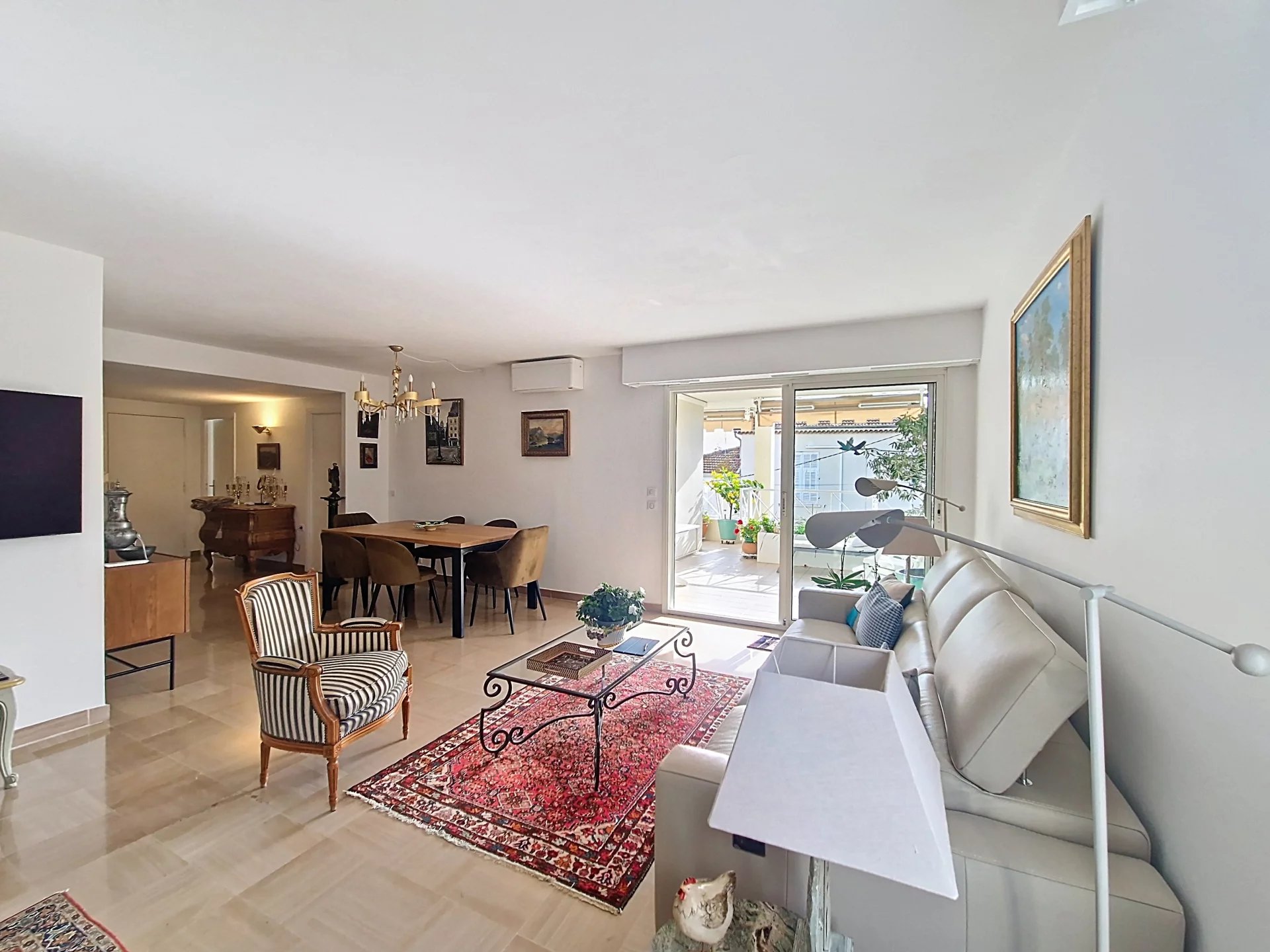 CANNES BASSE CALIFORNIE TERRASSE PISCINE
