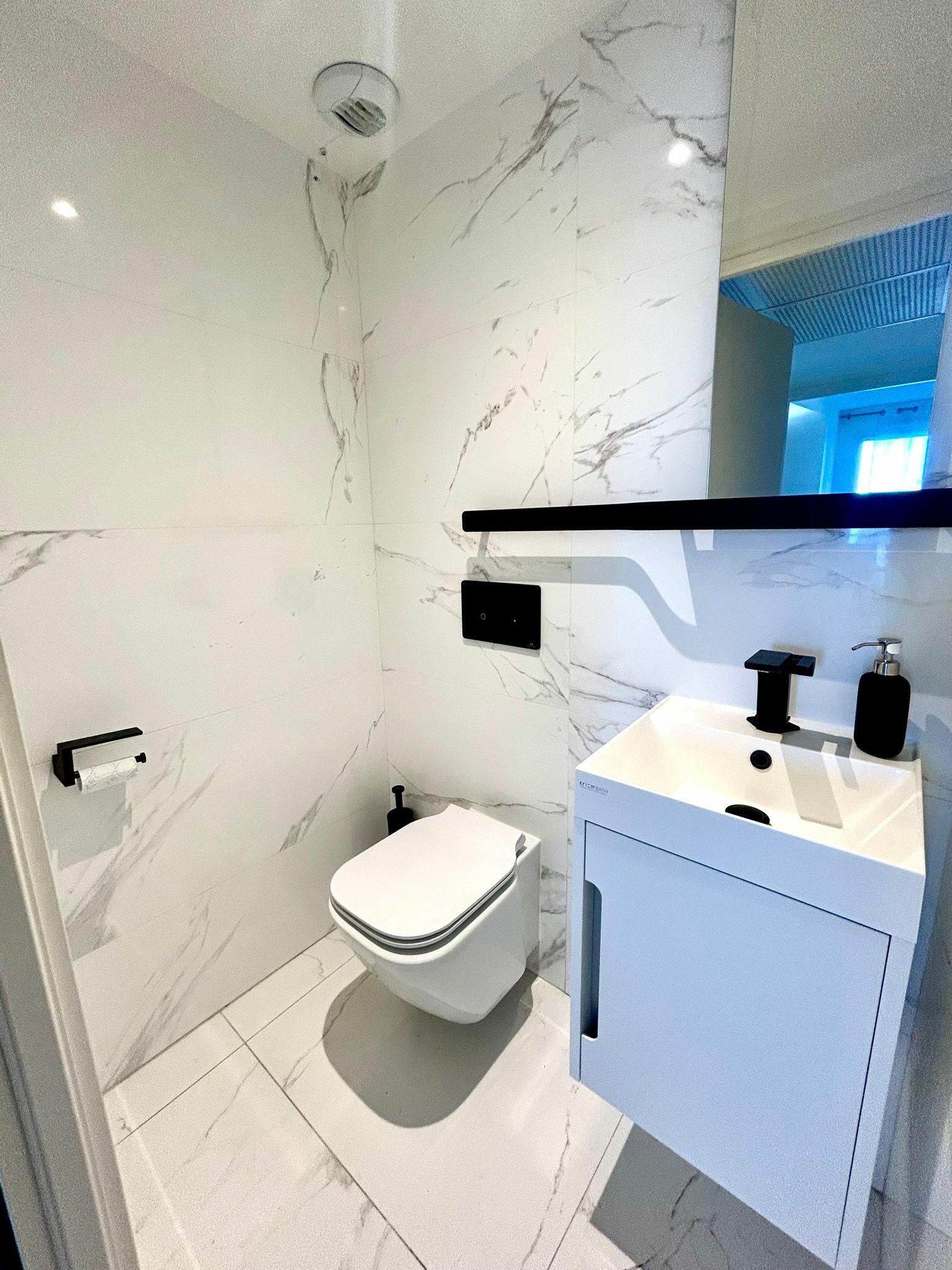Superbe appartement meublé 3 pièces avec terrasse, à proximité immédiate de Monaco