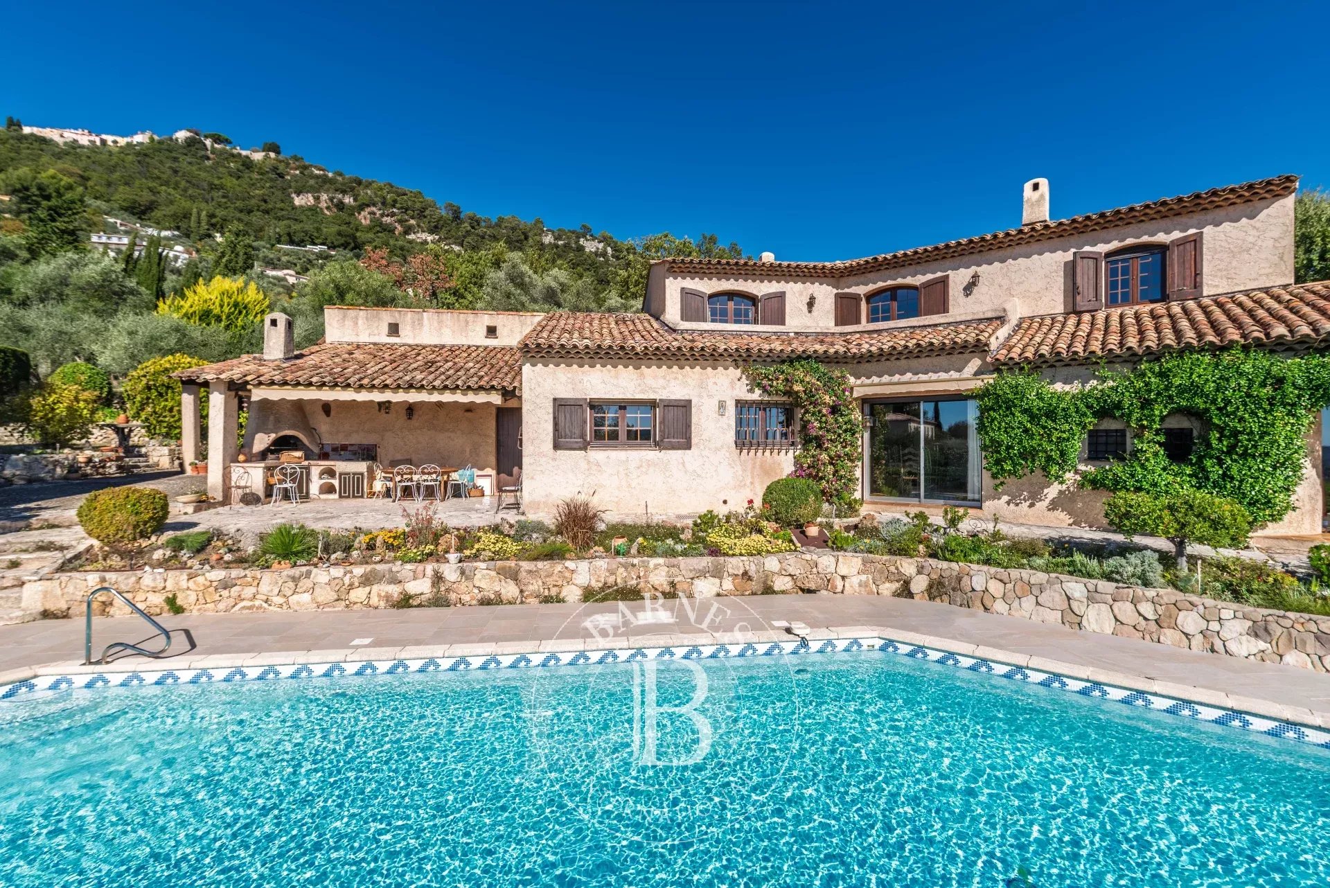 CABRIS - VILLA - CALME ET VUE PANORAMIQUE
