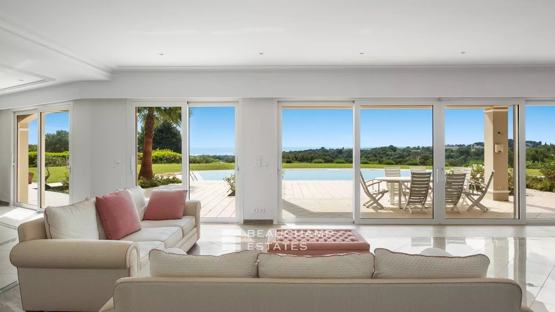 Propriété de charme 5 chambres avec vue mer  - Biot