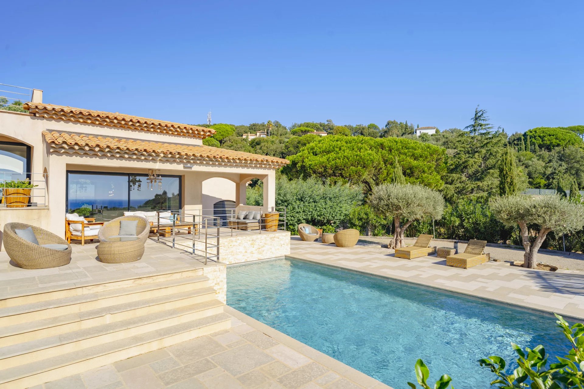Villa vue mer à vendre à Sainte-Maxime