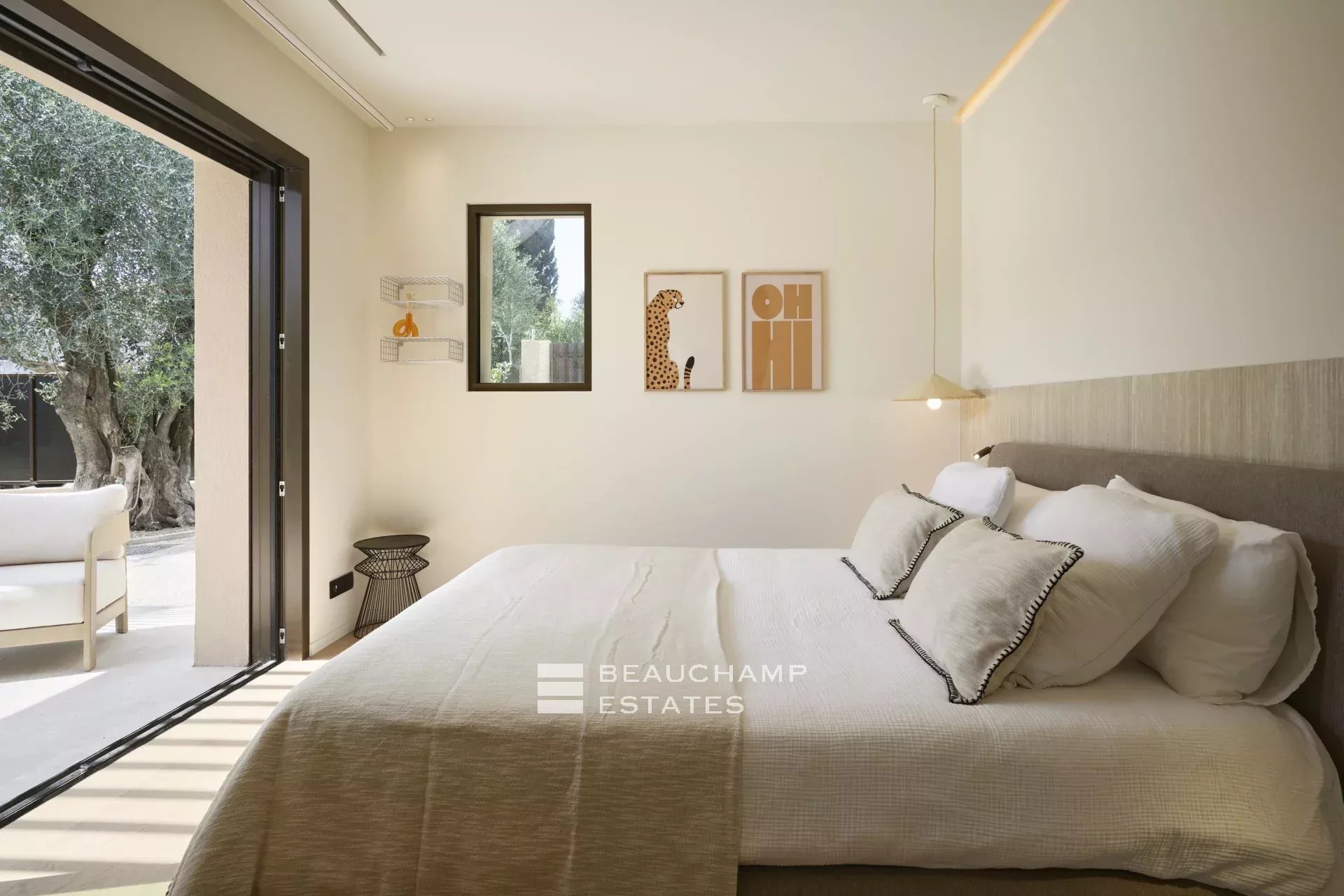 Villa contemporaine de 5 chambres proche de Mougins