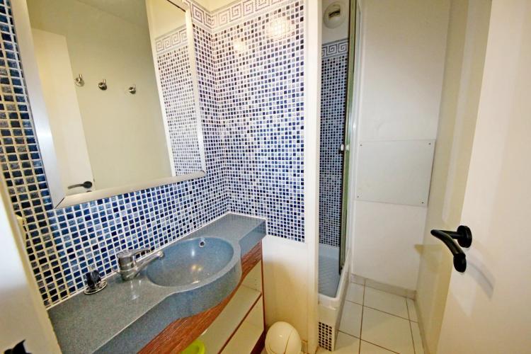 AGAY CAP ESTEREL LE HAMEAU 3 PIECES PREMIER ETAGE. ACCES FACILE. PARKING