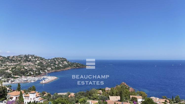 Appartement entièrement rénové avec vue mer