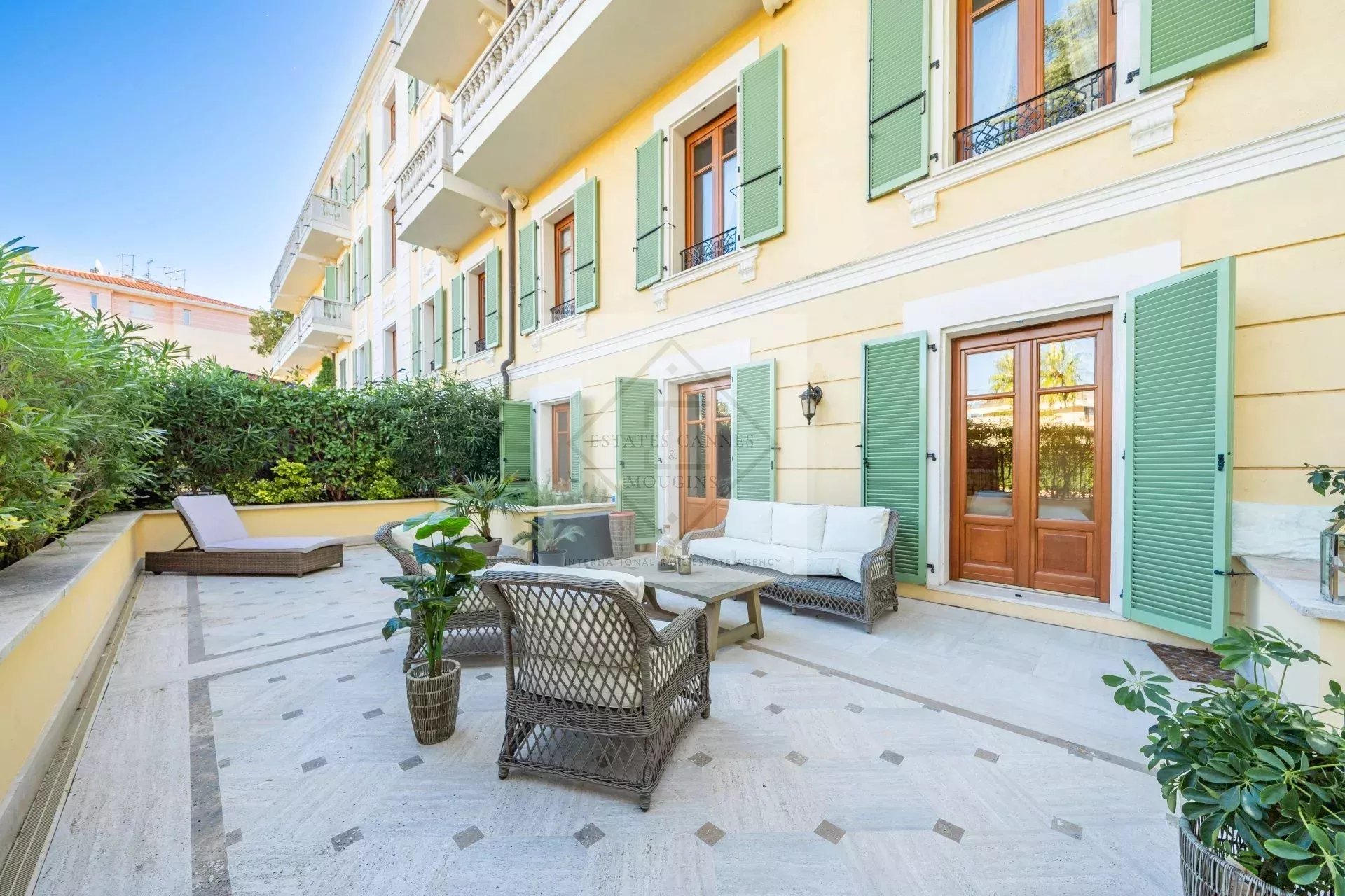 Lumière et Charme Belle Époque, Appartement trois pièces CANNES