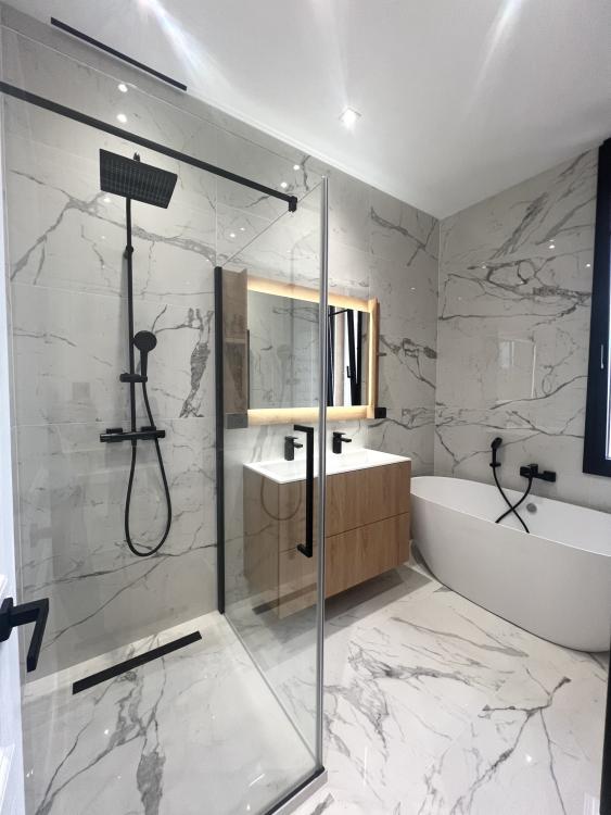 MAGNIFIQUE 5 PIÈCES RÉNOVÉ - FRANZIDO PALACE