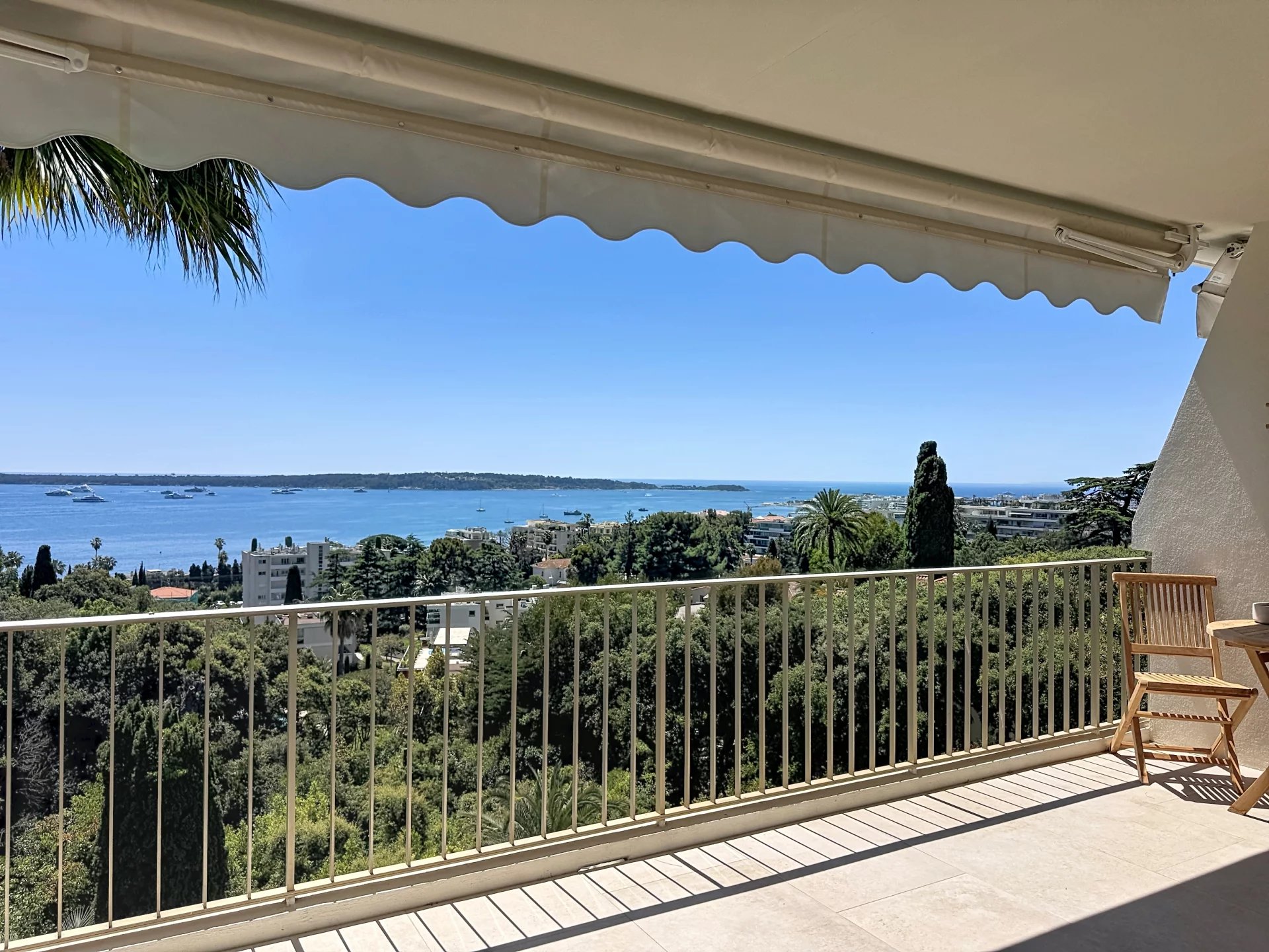 VENTE 2P VUE MER PANORAMIQUE - CANNES CALIFORNIE