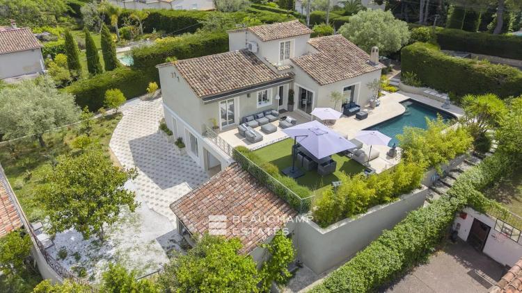 Villa moderne 5 chambres avec vue colline - Mougins
