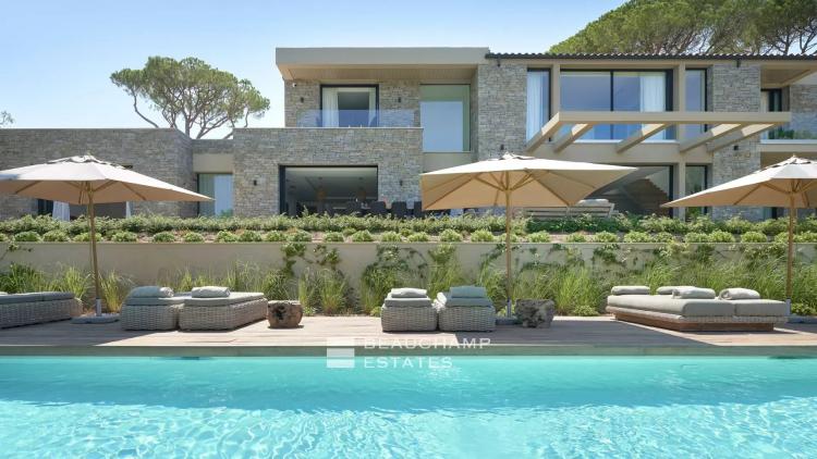 Luxueuse villa de 6 chambres à deux pas du Centre de Saint-Tropez