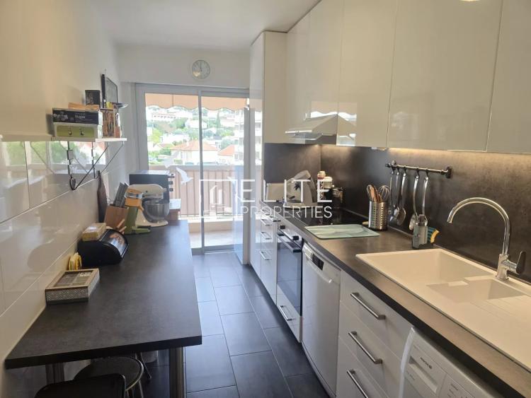 APPARTEMENT 3 PIÈCES DE 78 m² AVEC PARKING ET CAVE – LE CANNET