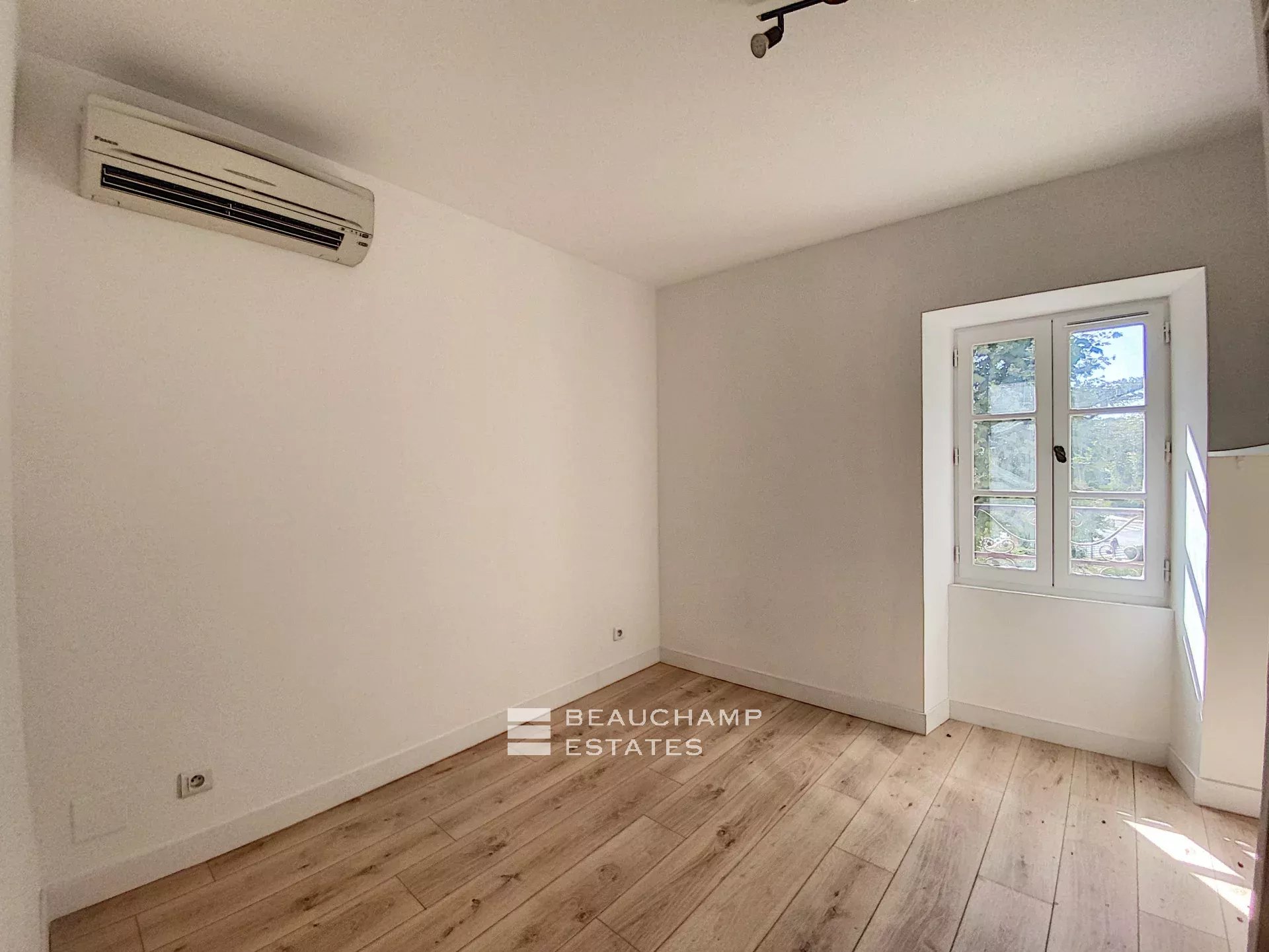 Immeuble 4 lots - Valbonne