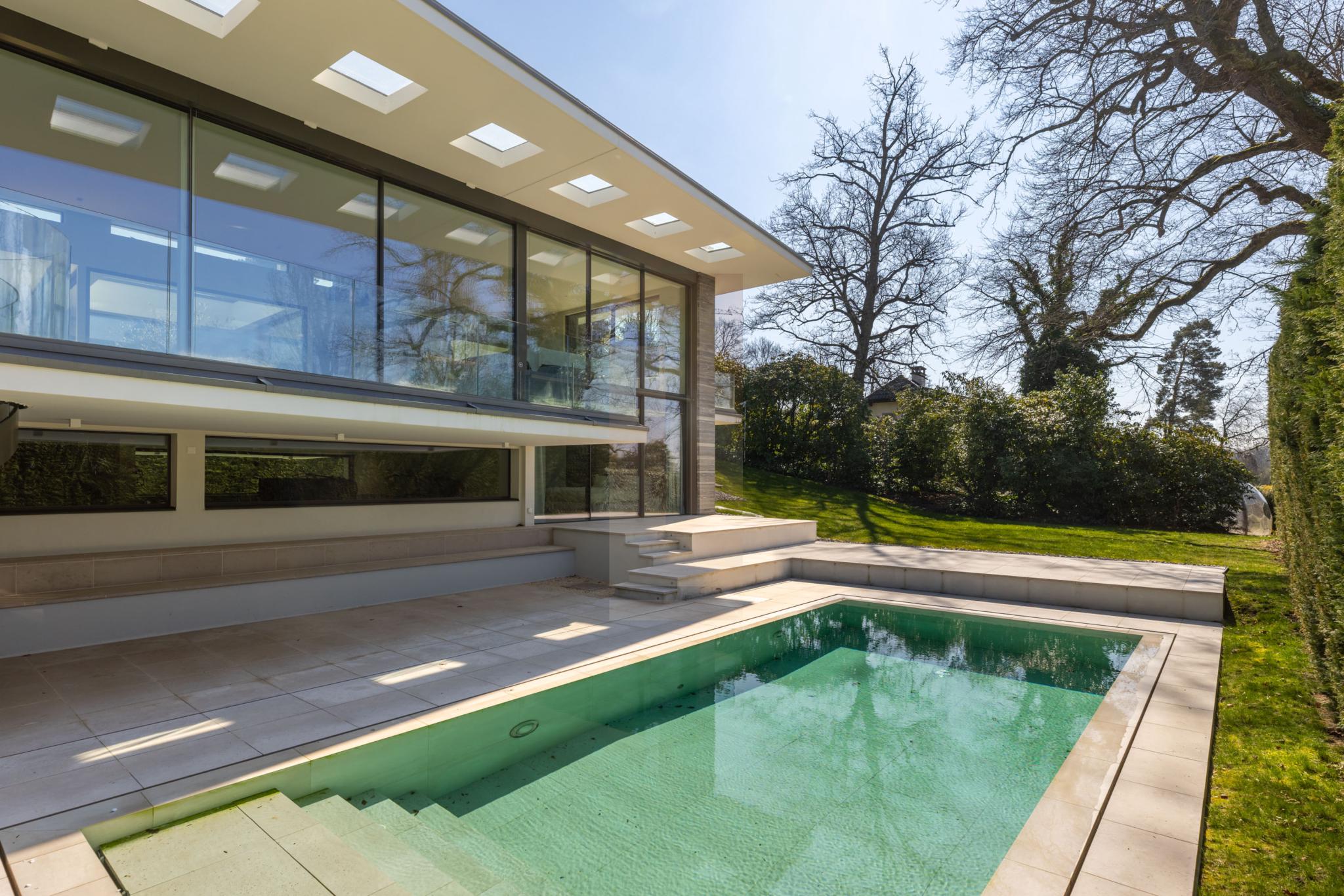 Villa d'exception avec vue lac panoramique