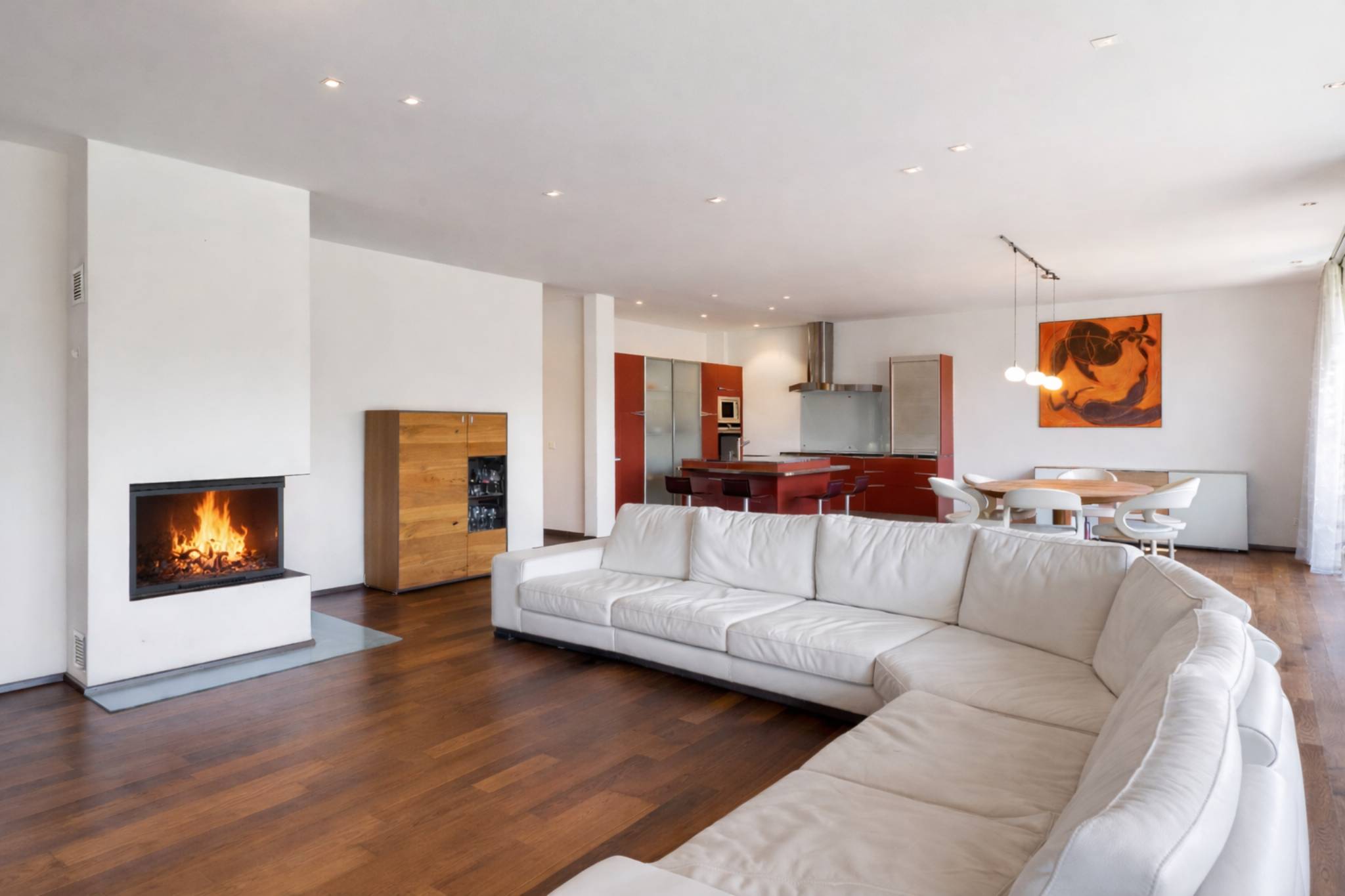 Magnifique villa contiguë située dans un quartier résidentiel calme et sécurisé !