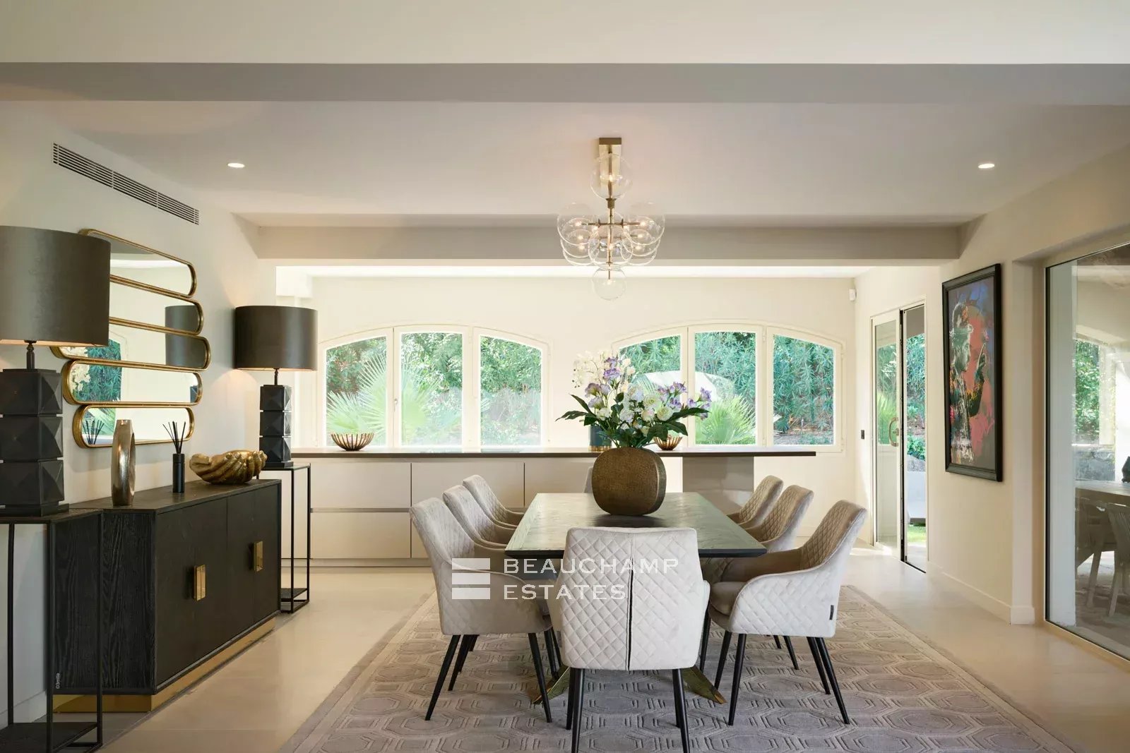 Villa néo-provencale de 5 chambres avec piscine dans un quartier résidentiel de Mougins