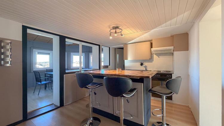MAISON AVEC 2 LOGEMENTS DISTINCTS, GARAGE ET PLACES DE PARC