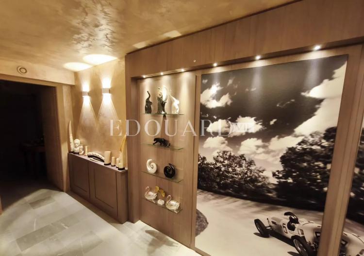 Splendide propriété de 300 m² en excellent état avec home cinéma, superbe piscine et pool house