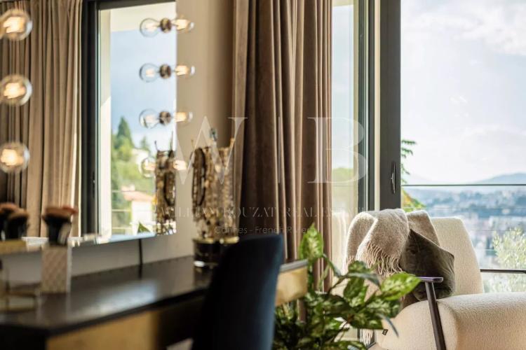 Le Cannet résidentiel - Superbe villa contemporaine avec vue mer et piscine