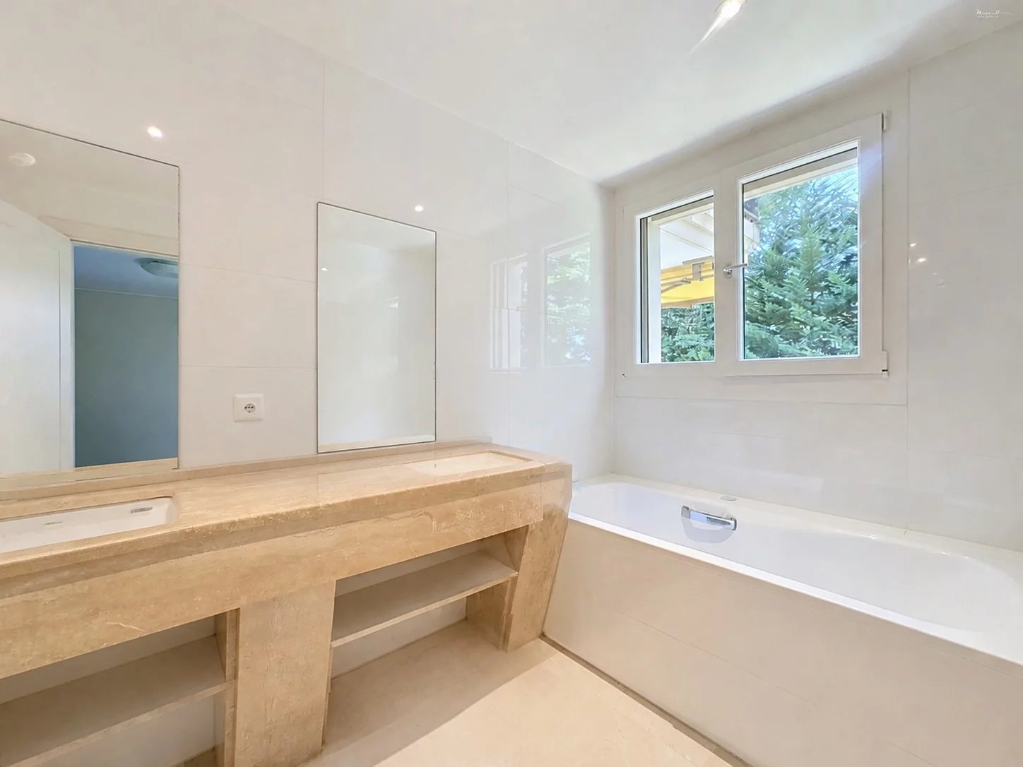Luxueux duplex avec jardin privatif