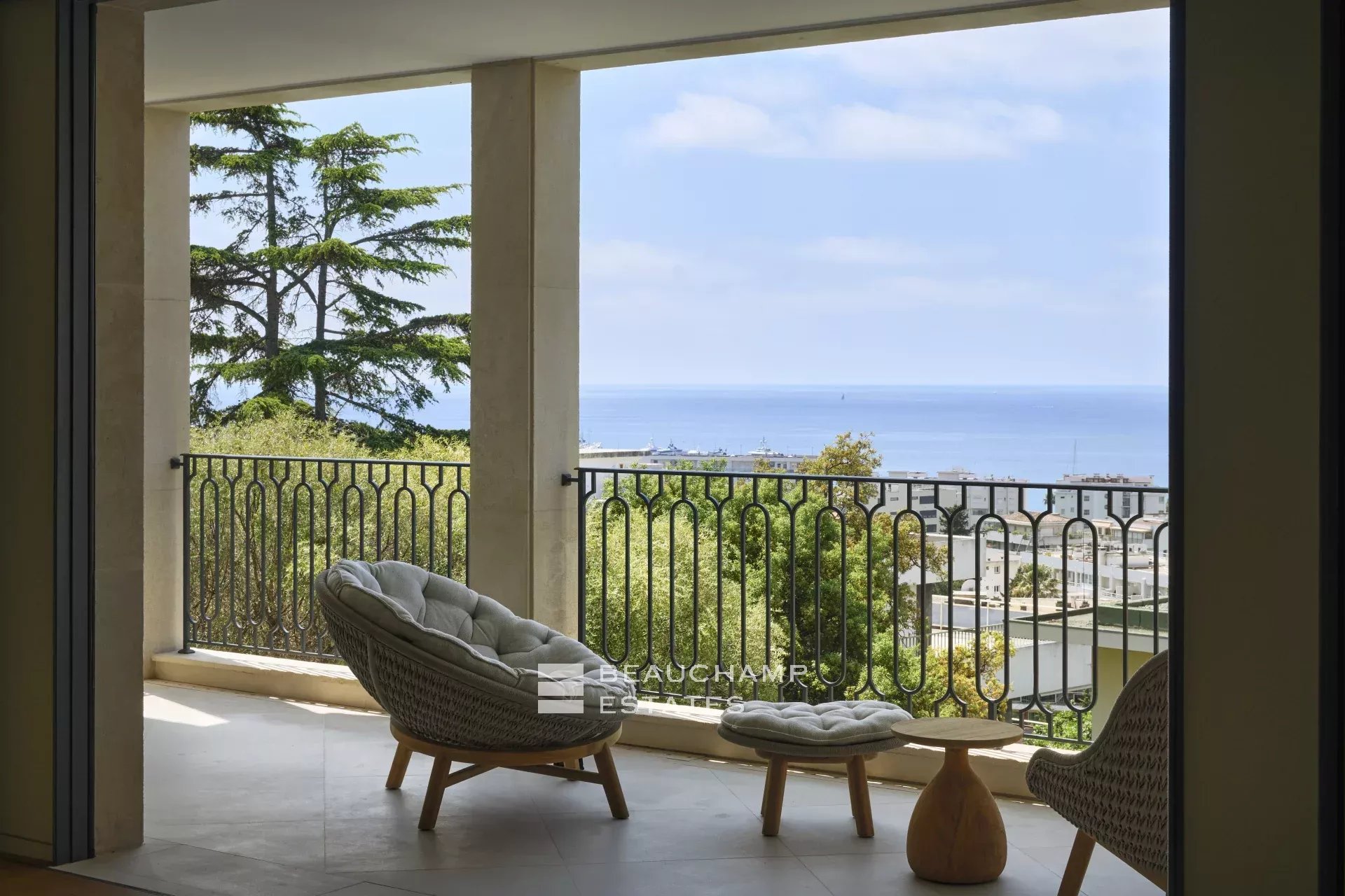 EXCLUSIVITE  - Villa néo provençale rénovée avec vue mer panoramique - Cannes
