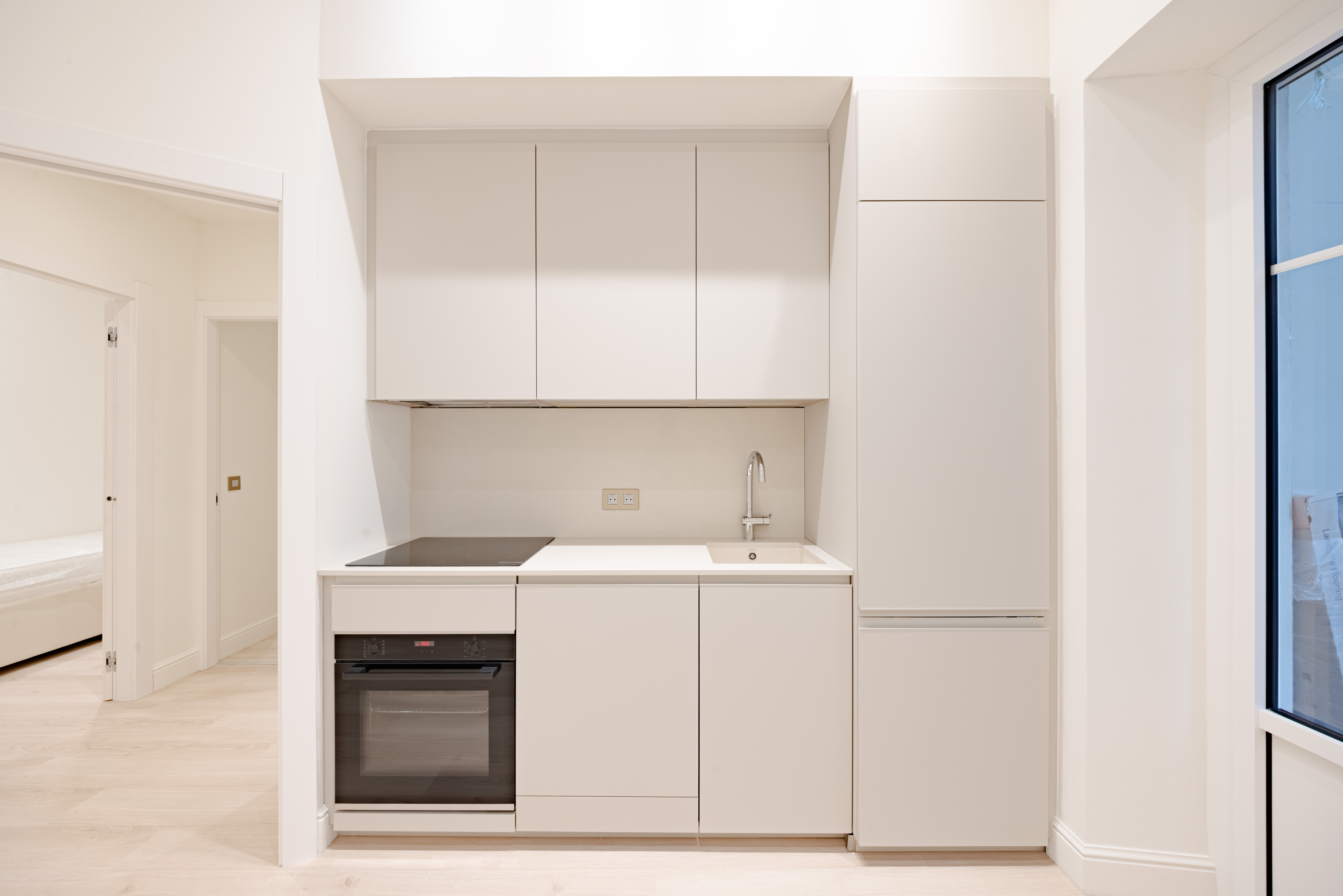 ÉLÉGANT 3 PIÈCES RÉNOVÉ À DEUX PAS DU CASINO