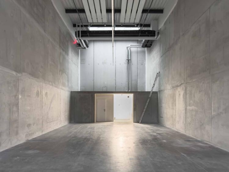 Superbes surfaces Industrielles modernes à Vernier