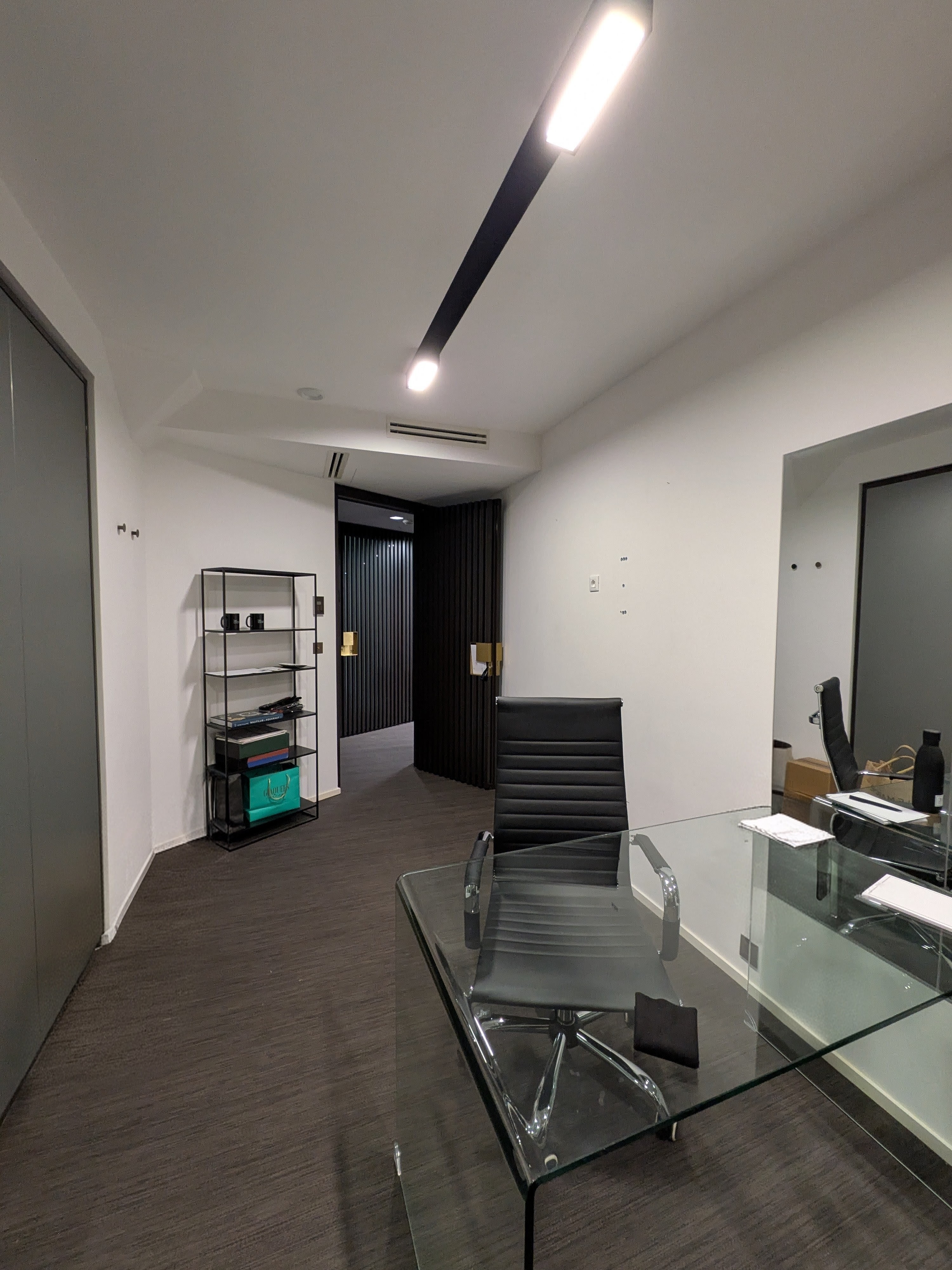BUREAU PRIVE DANS CENTRE D'AFFAIRES