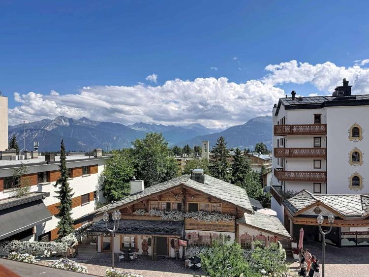 RARE - Au coeur de la station, appartement neuf de 4.5 pièces avec vue