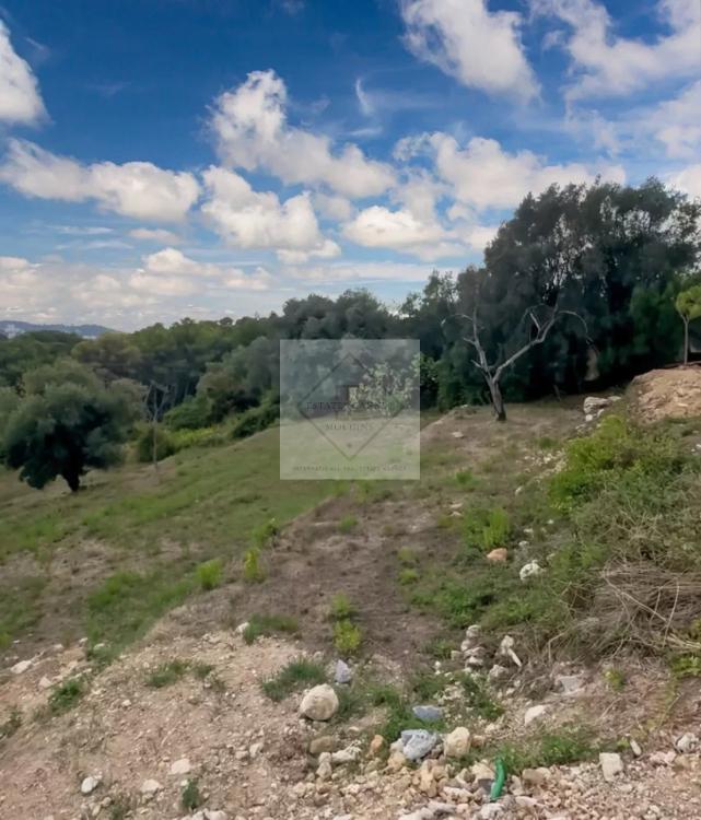 Terrain à vendre MOUGINS