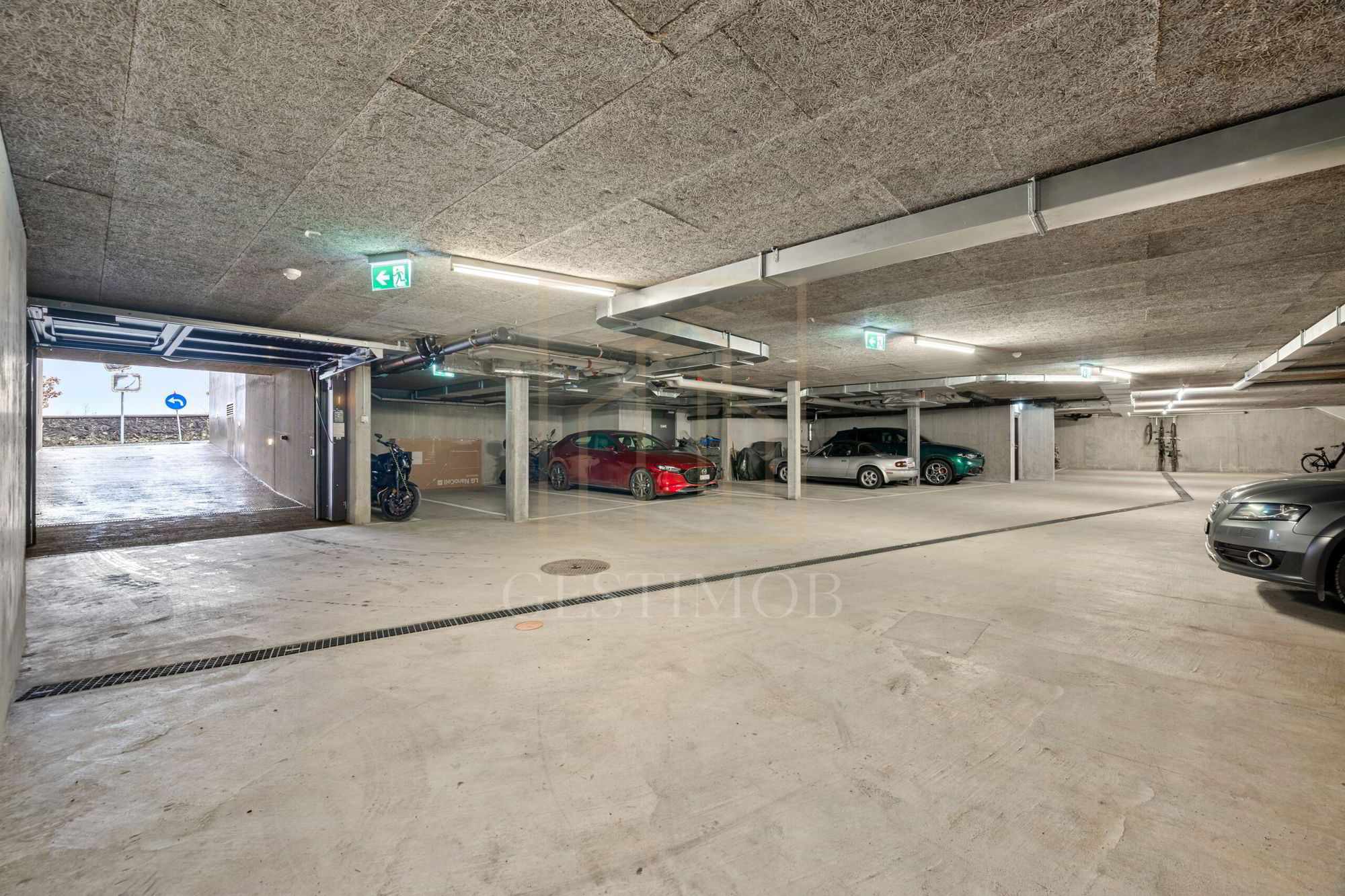 CASATAX - 3 PIECES FONCTIONNEL AVEC GRANDE TERRASSE - HPE