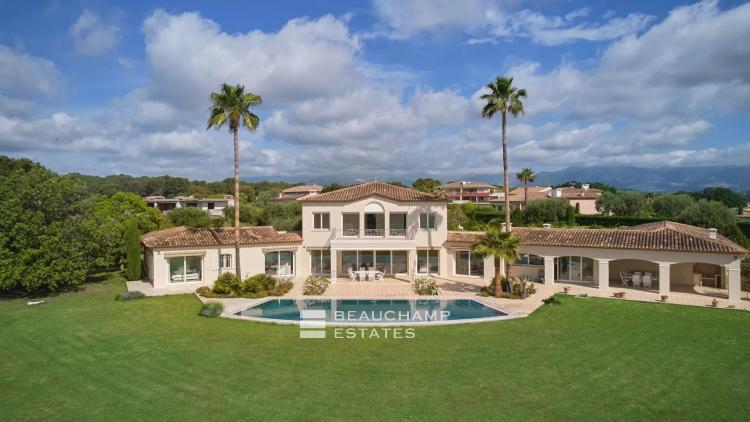 Propriété de charme 5 chambres avec vue mer  - Biot