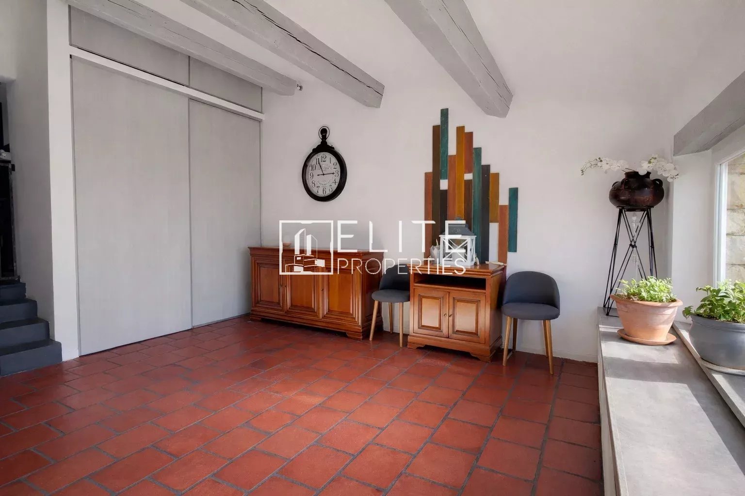 LE TIGNET villa 208 m² + piscine vue dégagée sur le lac de Saint Cassien, mer et collines environnantes