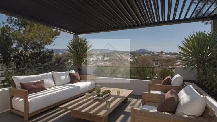 À Vendre : Projet de Villa de Prestige en l'État Futur d'Achèvement dans un Quartier Résidentiel Prisé